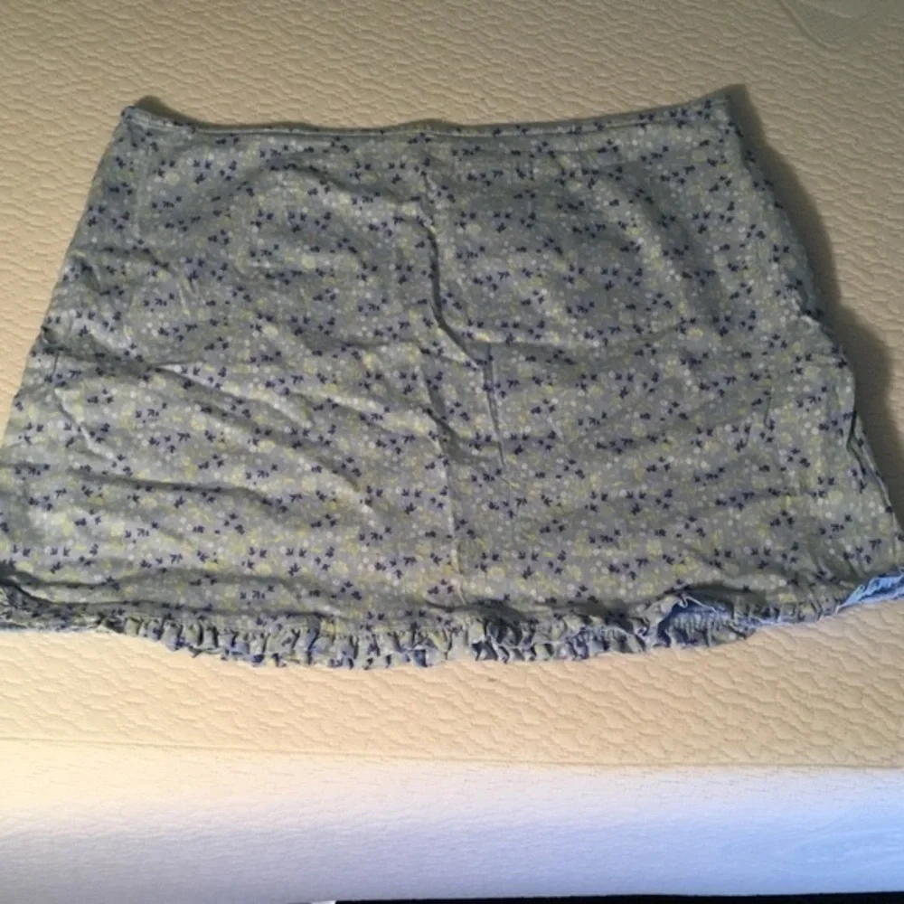 Vintage Express Floral Mini Skirt